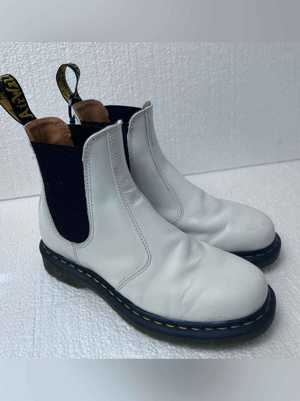 Dr. Martens White Leather Chukka Boots with Black Elastic Panels Womens 8. Men 7